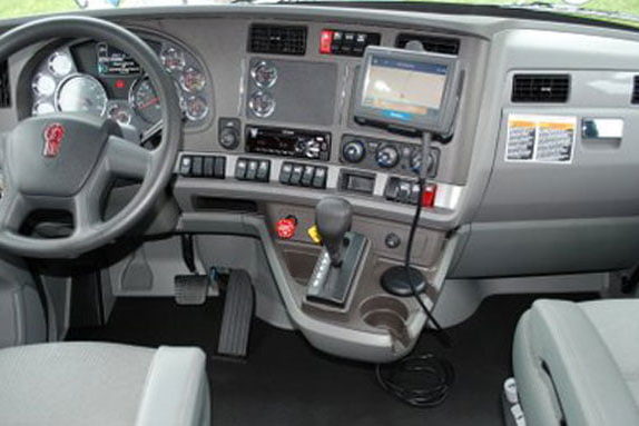 Hardy Brothers Kenworth